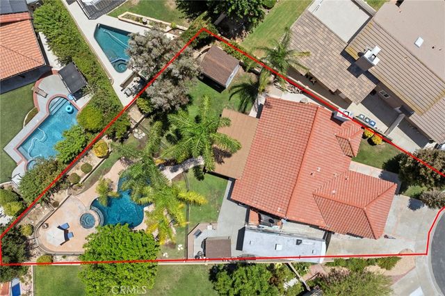 25526 NewCastle Court, Saugus, CA 91350