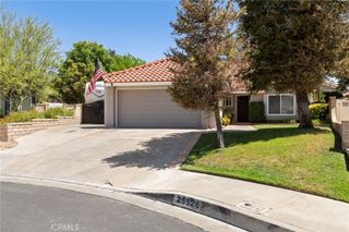 25526 NewCastle Court, Saugus, CA 91350