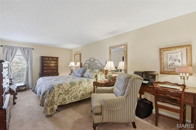 14443 Bantry Lane 16, Chesterfield, MO 63017