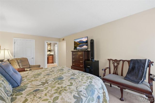 14443 Bantry Lane 16, Chesterfield, MO 63017