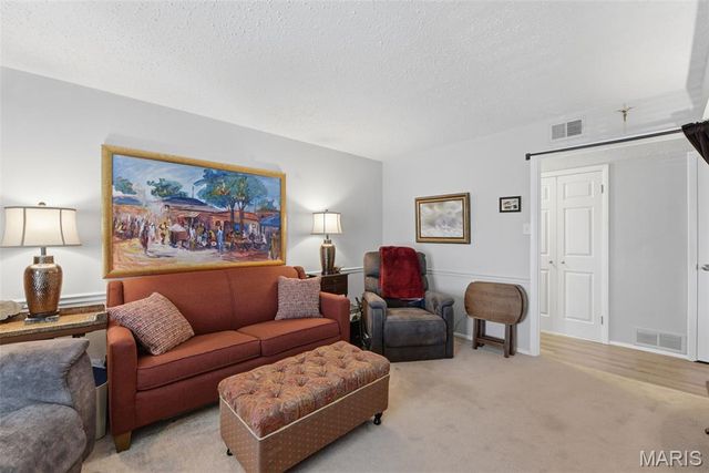 14443 Bantry Lane 16, Chesterfield, MO 63017
