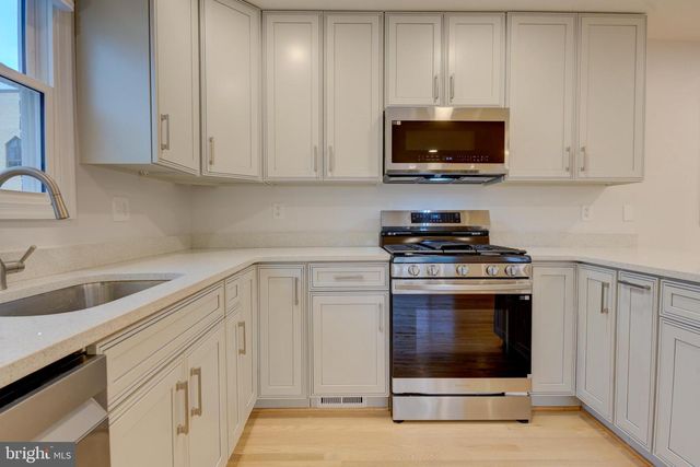 336 LINCOLN AVE, Rockville, MD 20850