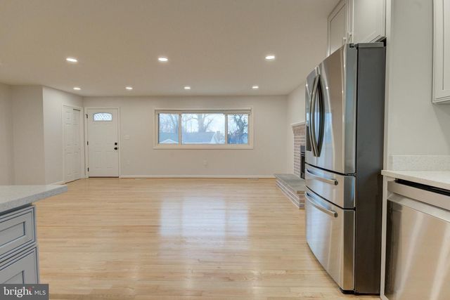 336 LINCOLN AVE, Rockville, MD 20850