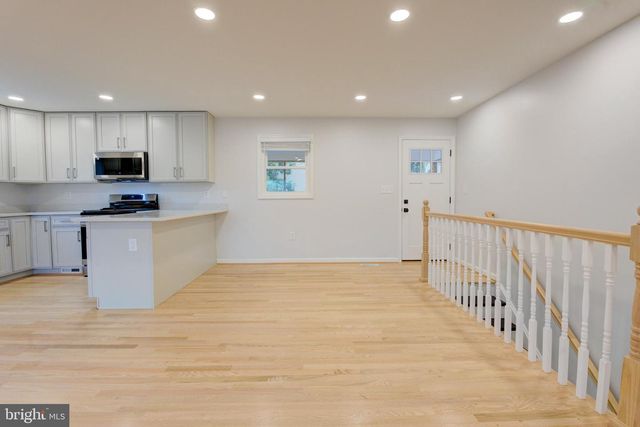 336 LINCOLN AVE, Rockville, MD 20850