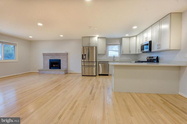 336 LINCOLN AVE, Rockville, MD 20850