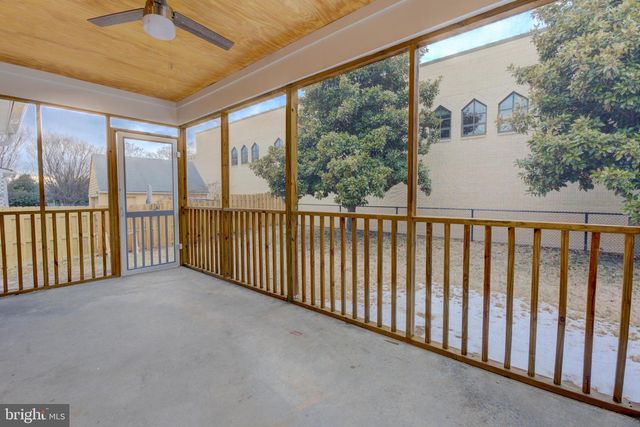 336 LINCOLN AVE, Rockville, MD 20850