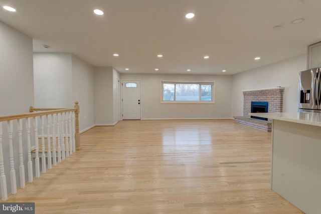 336 LINCOLN AVE, Rockville, MD 20850