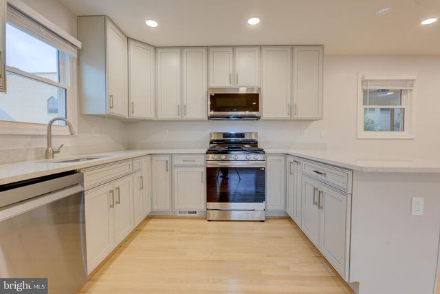 336 LINCOLN AVE, Rockville, MD 20850