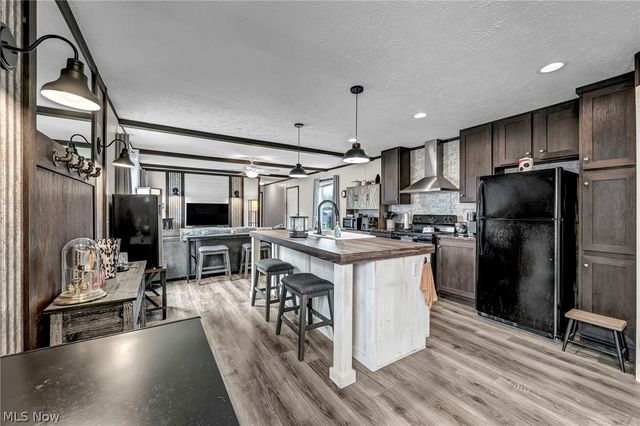 1166 Lafayette Road G17, Medina, OH 44256
