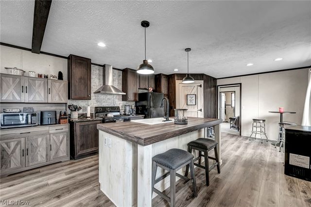 1166 Lafayette Road G17, Medina, OH 44256
