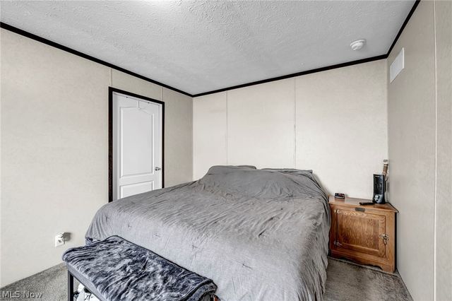 1166 Lafayette Road G17, Medina, OH 44256