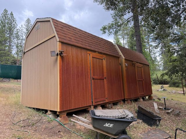 18834 Potternoff Rd, Mokelumne Hill, CA 95245