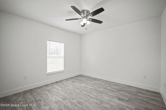 354 Halloran Street SE, Palm Bay, FL 32909