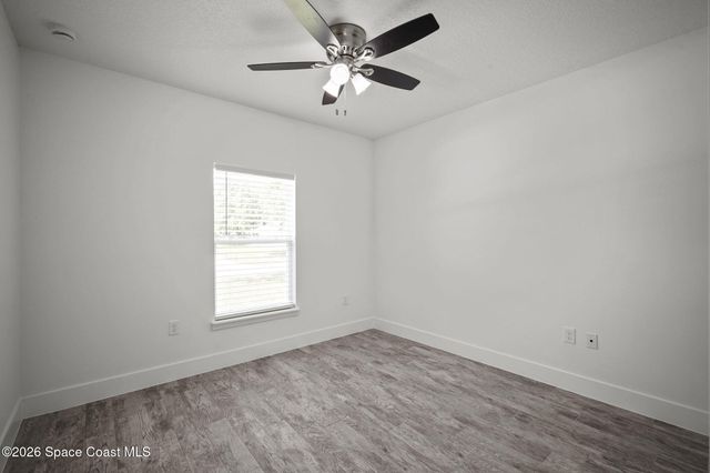 354 Halloran Street SE, Palm Bay, FL 32909