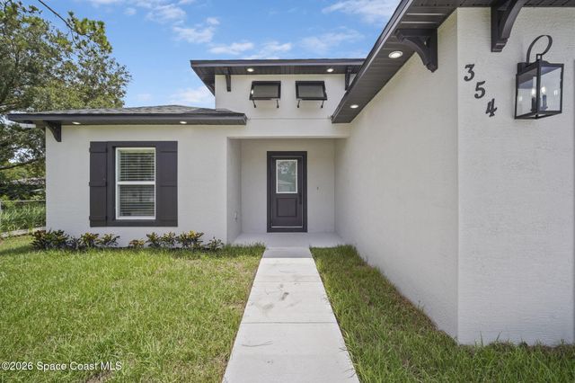 354 Halloran Street SE, Palm Bay, FL 32909