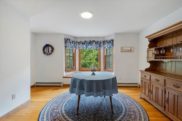 32 Purmackene Ln, Harwich, MA 02646