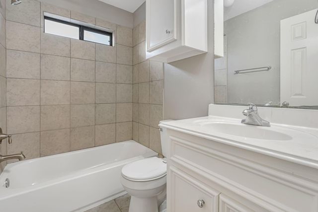 1802 Eubanks Street B, Houston, TX 77093