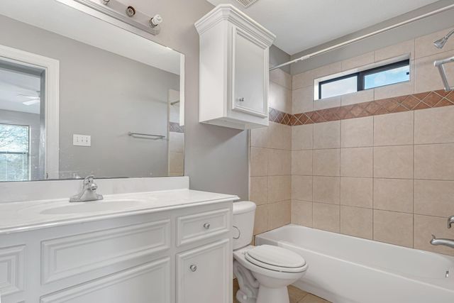 1802 Eubanks Street B, Houston, TX 77093