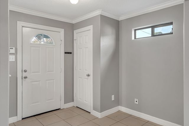 1802 Eubanks Street B, Houston, TX 77093