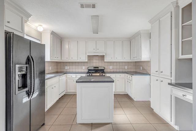 1802 Eubanks Street B, Houston, TX 77093