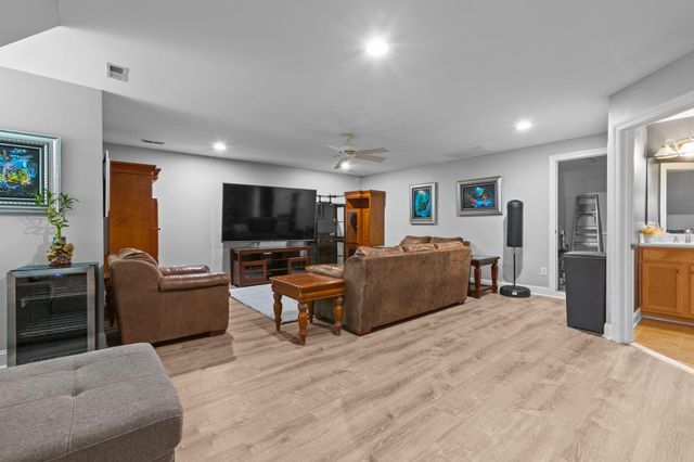 1019 Englewood Court, Summerville, SC 29483