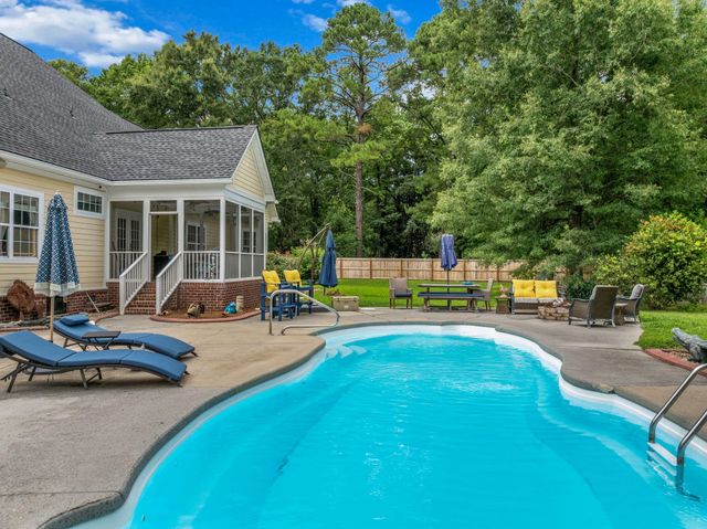 1019 Englewood Court, Summerville, SC 29483