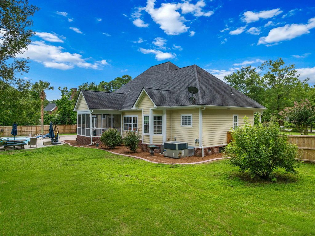 1019 Englewood Court, Summerville, SC 29483
