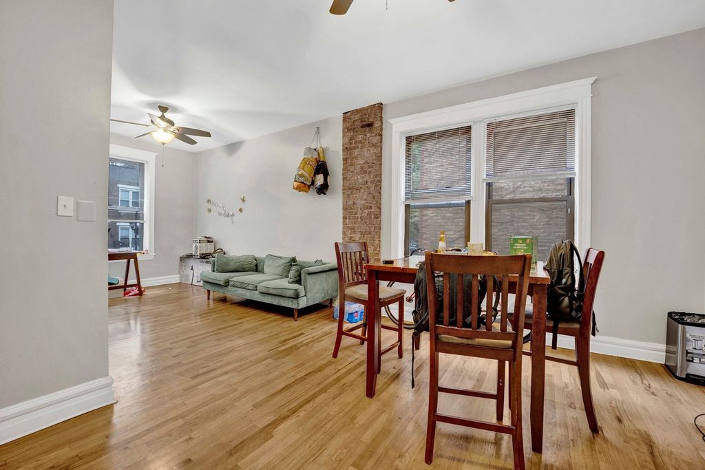 1406 W Flournoy Street 1, Chicago, IL 60607 — photo 2