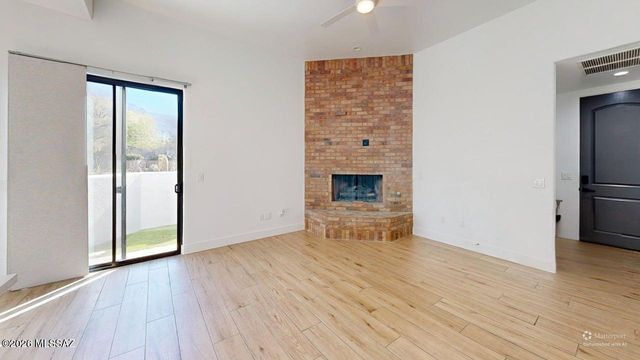 109 E Loch Lomond Place, Oro Valley, AZ 85737