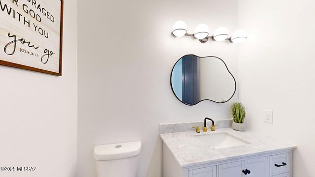 109 E Loch Lomond Place, Oro Valley, AZ 85737