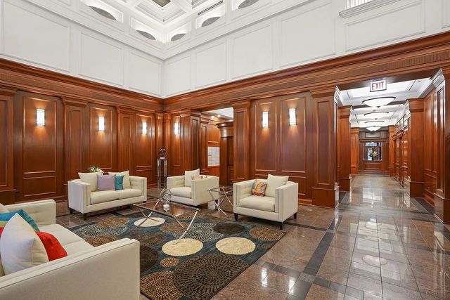 212 W Washington Street 1406, Chicago, IL 60606