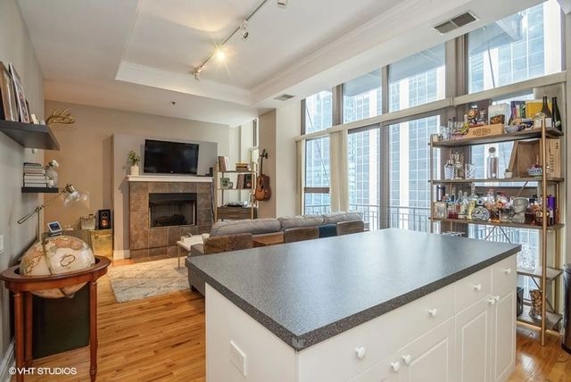 212 W Washington Street 1406, Chicago, IL 60606