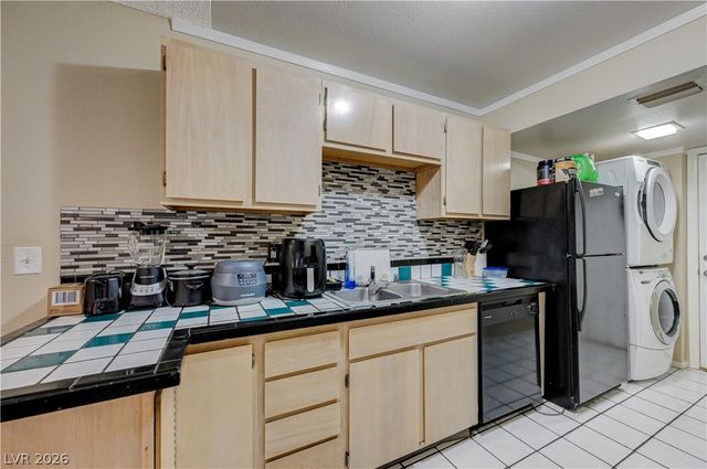 4734 Roberta Street 2, Las Vegas, NV 89119
