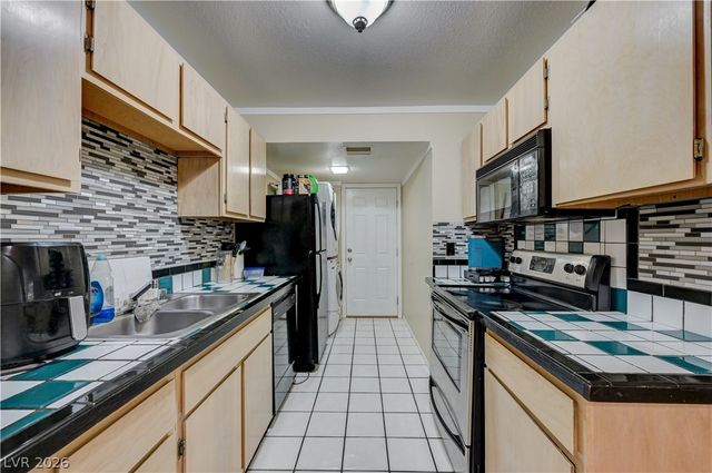 4734 Roberta Street 2, Las Vegas, NV 89119