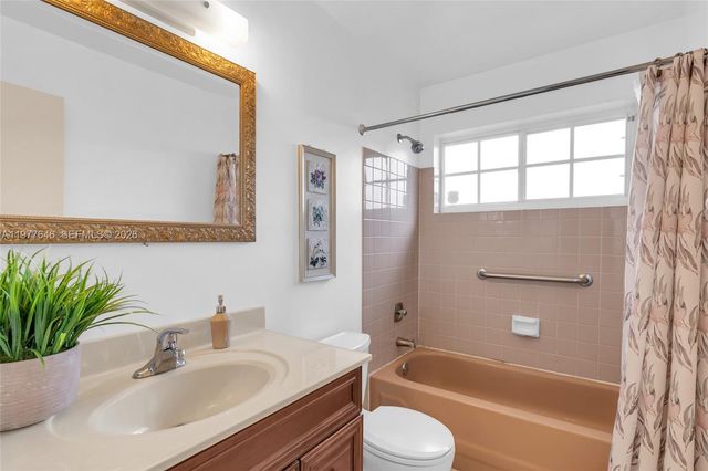 13331 SW 51st St, Miami, FL 33175