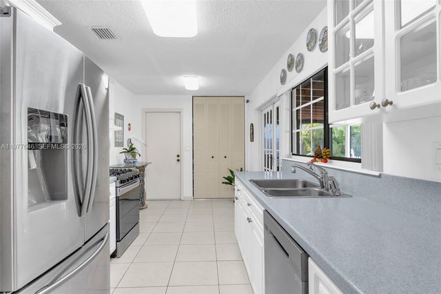 13331 SW 51st St, Miami, FL 33175