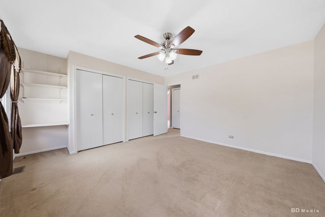 846 Pheasant Walk Drive, Schaumburg, IL 60193
