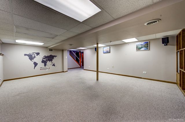 846 Pheasant Walk Drive, Schaumburg, IL 60193