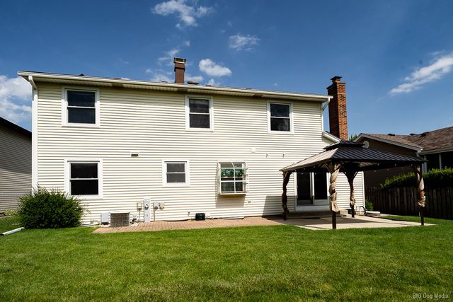 846 Pheasant Walk Drive, Schaumburg, IL 60193