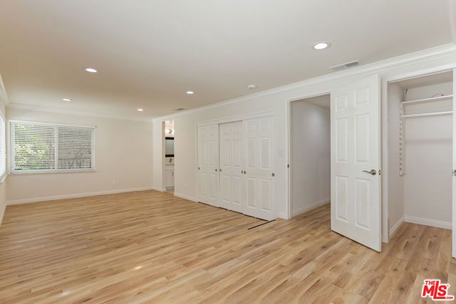 10227 Autumn Leaf Circle, Los Angeles, CA 90077