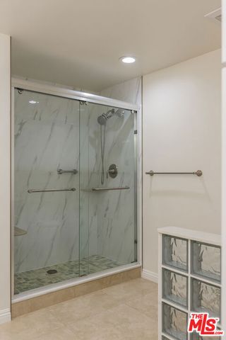 10227 Autumn Leaf Circle, Los Angeles, CA 90077