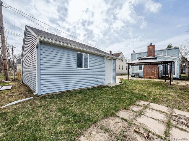 24350 Union Street, Dearborn, MI 48124