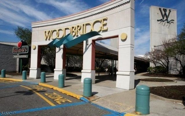 191 Sierra Ct 191, Woodbridge Twp., NJ 07095