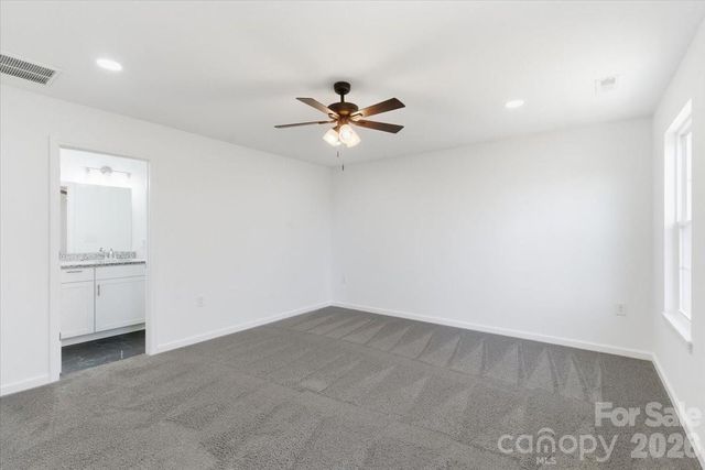 229 Deerfield Drive, Mount Holly, NC 28120