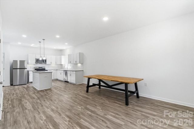 229 Deerfield Drive, Mount Holly, NC 28120