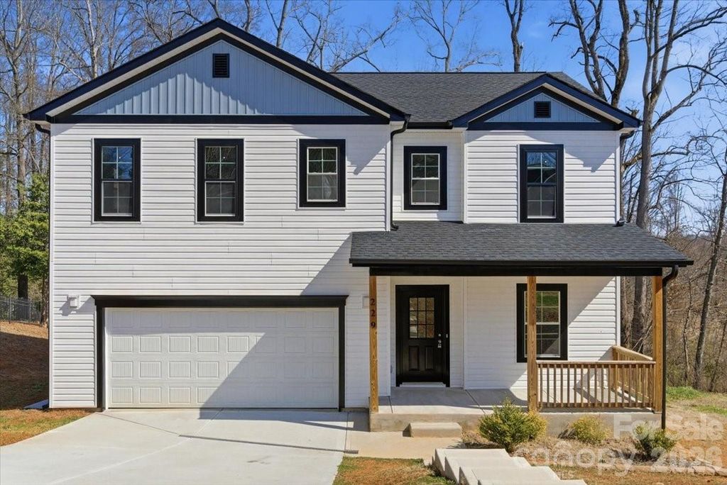 229 Deerfield Drive, Mount Holly, NC 28120