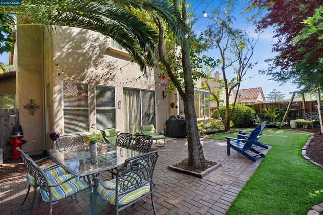 5300 Clearbrook Drive, Concord, CA 94521
