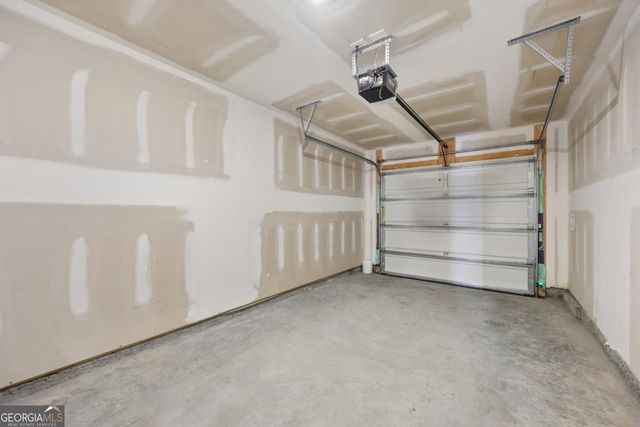 172 Coneflower Road, Bloomingdale, GA 31302