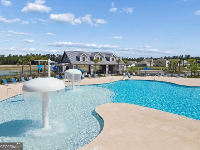 172 Coneflower Road, Bloomingdale, GA 31302
