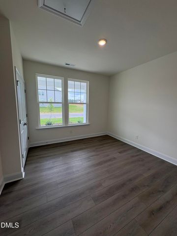 338 Peach Grv Way, Lillington, NC 27546